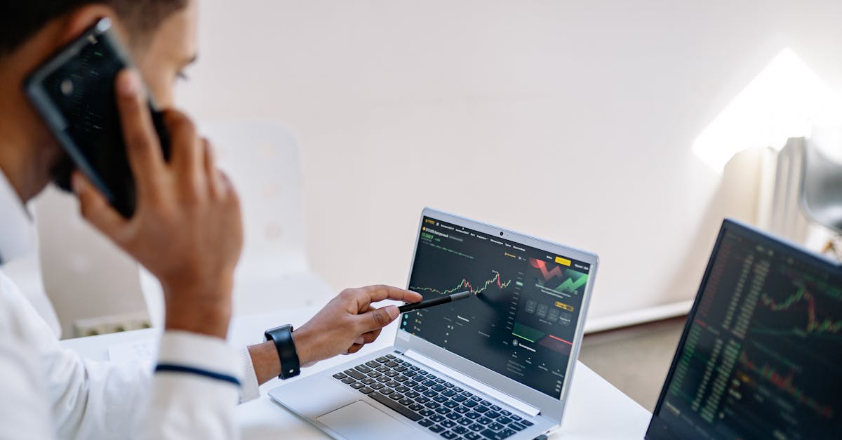 découvrez des stratégies commerciales innovantes et efficaces pour propulser votre entreprise vers le succès. apprenez comment optimiser votre approche, augmenter votre chiffre d'affaires et renforcer votre position sur le marché avec nos conseils pratiques et analyses approfondies.