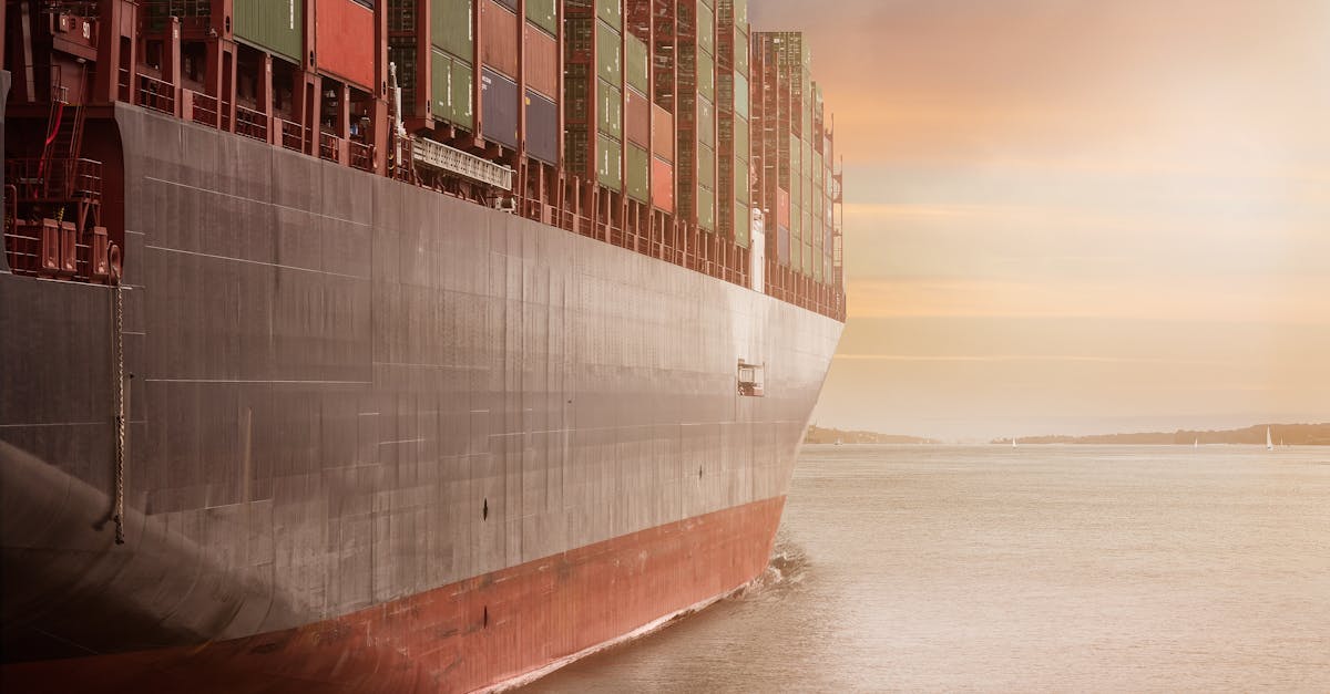 découvrez l'art de la gestion de la supply chain : optimisez vos processus, réduisez vos coûts et améliorez la satisfaction client grâce à des stratégies efficaces et des technologies innovantes.