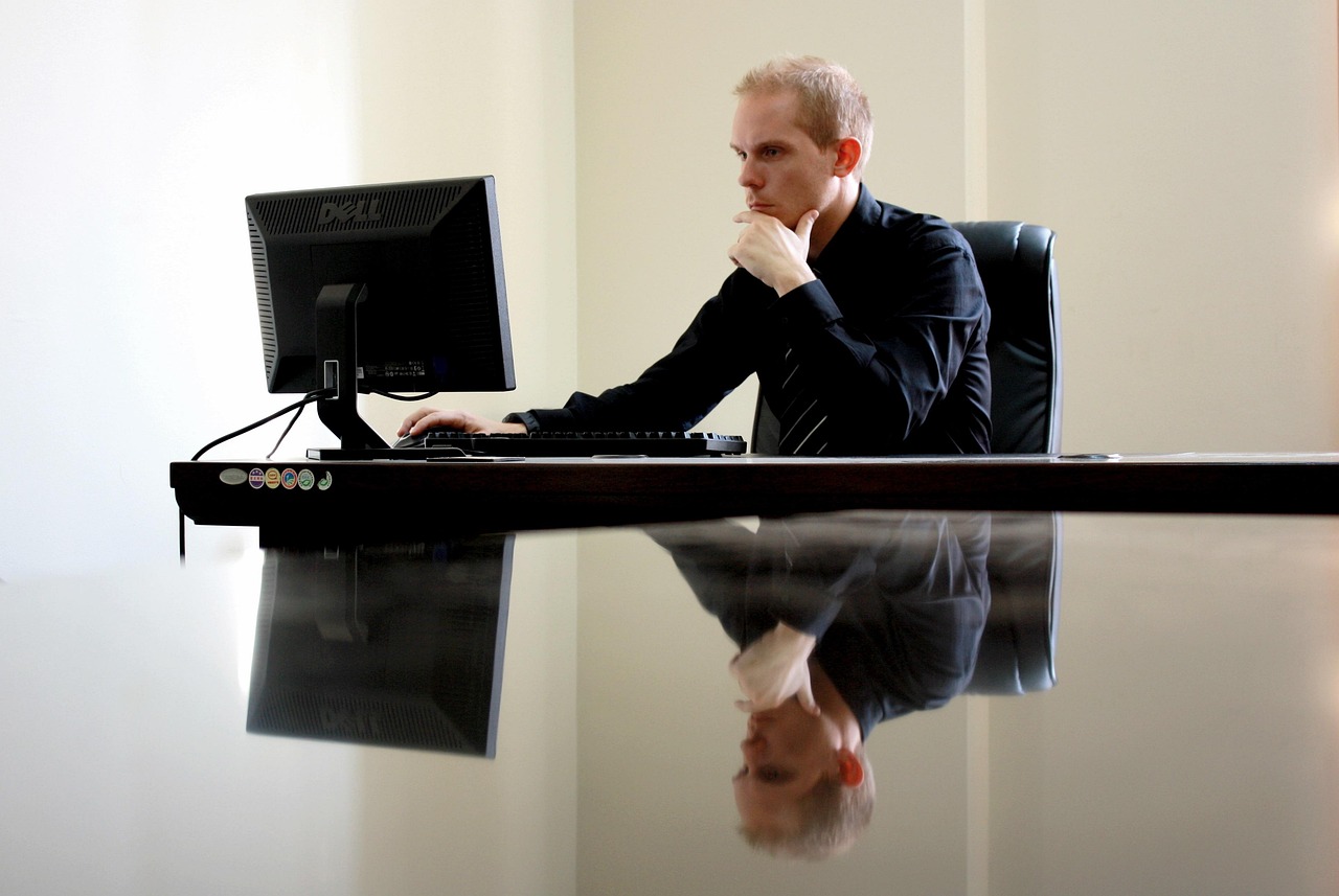 Un entrepreneur sur quatre envisage de retourner au salariat : quelles motivations derrière ce choix ?
