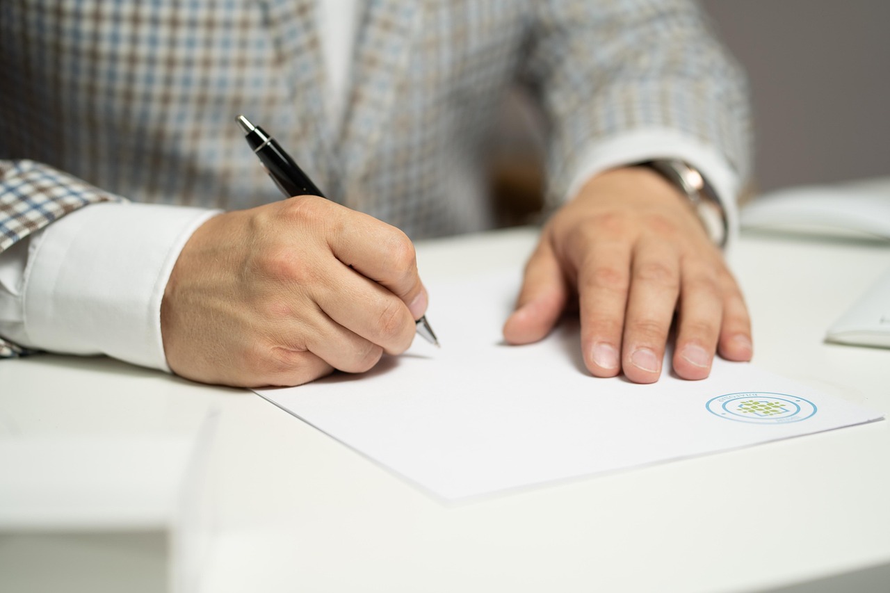 Quels documents préparer pour accéder au comité d’entreprise Crédit Agricole en 2025 ?