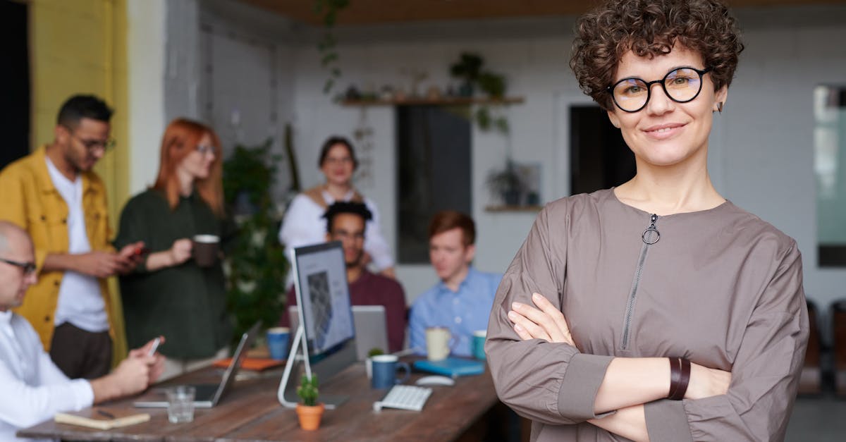 découvrez les clés d'un leadership efficace qui inspire, motive et transforme votre équipe. apprenez des stratégies pratiques pour développer vos compétences en gestion et atteindre des résultats exceptionnels tout en favorisant un environnement de travail positif.