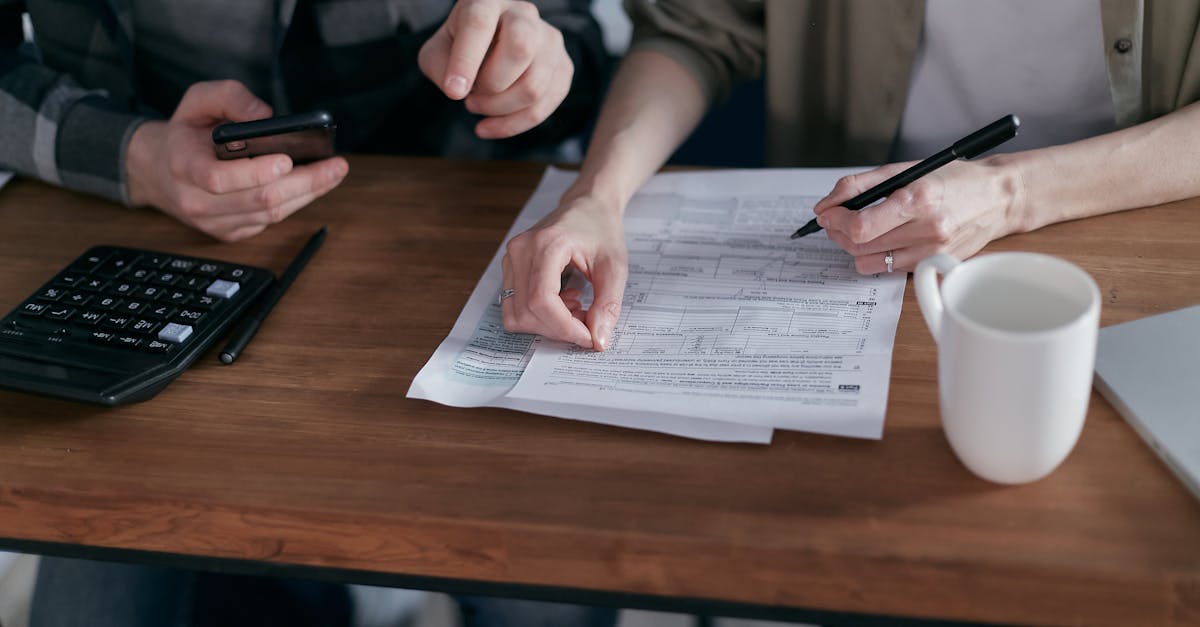 découvrez l'économie collaborative, un modèle innovant qui favorise le partage de ressources et la coopération entre particuliers. apprenez comment cette dynamique transforme nos modes de consommation et crée des opportunités durables pour tous.