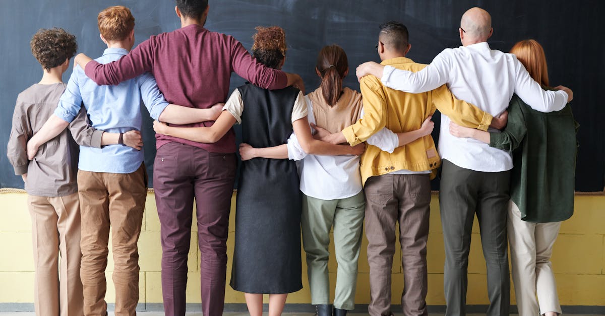 découvrez l'importance et les bienfaits de la diversité dans notre société moderne. apprenez comment la diversité enrichit les environnements de travail, favorise la créativité et renforce les liens sociaux en célébrant les différences culturelles, ethniques et individuelles.
