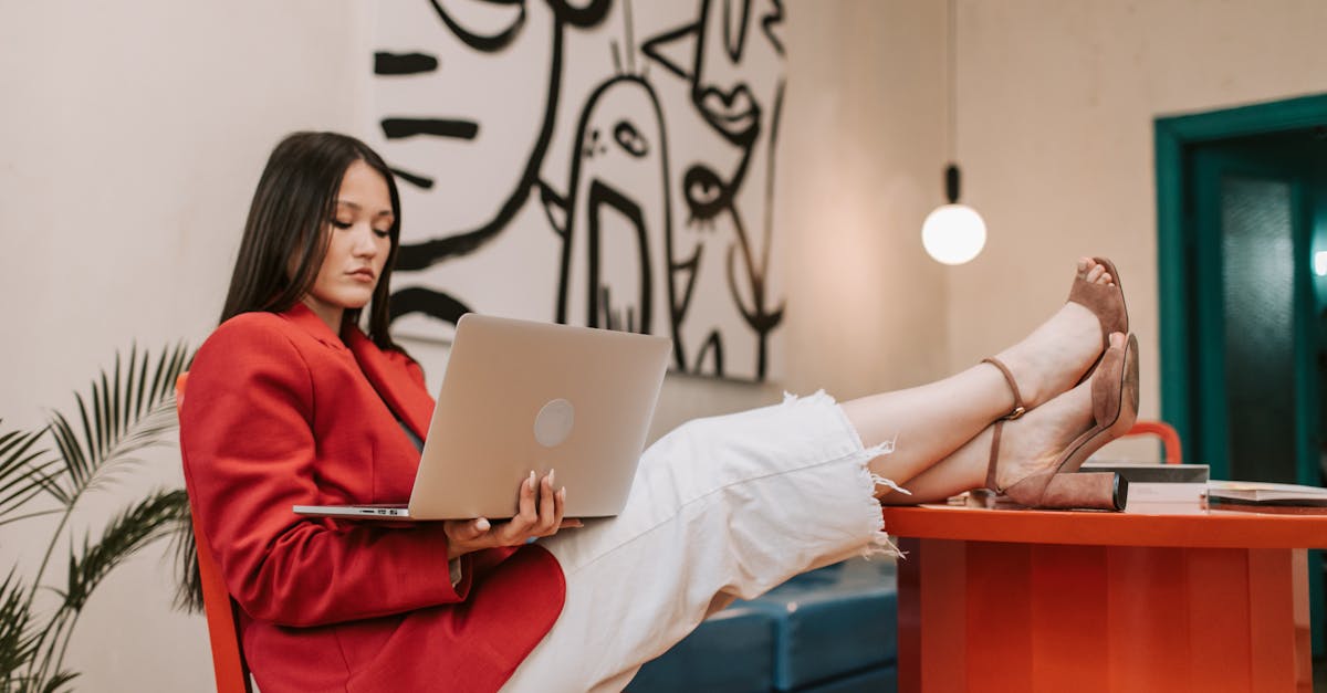 découvrez les clés de l'entrepreneuriat innovant : des idées disruptives aux stratégies efficaces, apprenez à transformer vos passions en projets rentables tout en contribuant à un avenir durable.
