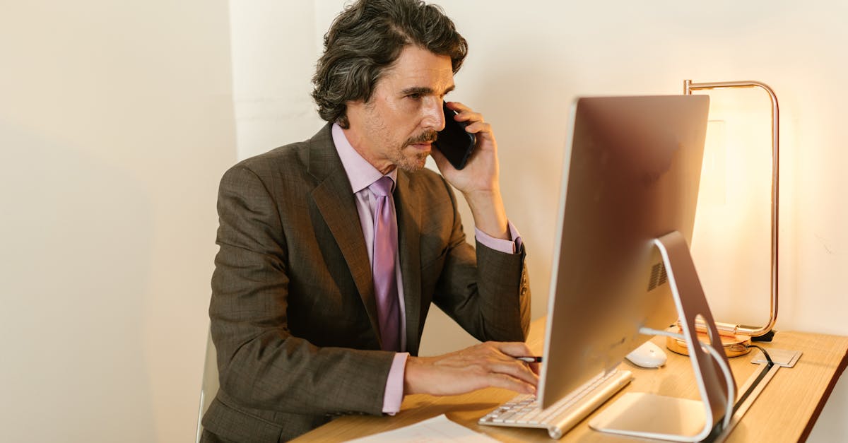 découvrez l'importance de la communication interne au sein de votre entreprise. apprenez des stratégies efficaces pour améliorer l'échange d'informations, renforcer la collaboration entre les équipes et promouvoir une culture d'entreprise positive. optimisez votre communication interne pour favoriser l'engagement des employés et atteindre vos objectifs organisationnels.