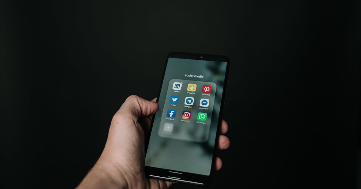découvrez l'impact des réseaux sociaux sur notre quotidien : tendances, stratégies et meilleures pratiques pour engager votre audience et développer votre présence en ligne.
