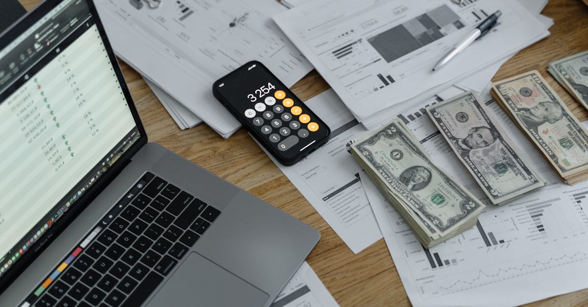 découvrez des stratégies efficaces de gestion de trésorerie pour optimiser votre flux de trésorerie. apprenez à analyser vos entrées et sorties de fonds, à prévoir vos besoins financiers et à garantir la santé financière de votre entreprise.