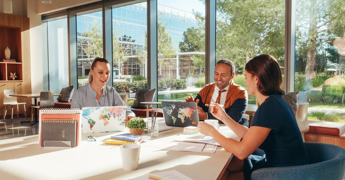 découvrez l'univers passionnant de l'entrepreneuriat : stratégies, conseils et ressources pour réussir vos projets d'affaires et booster votre créativité.