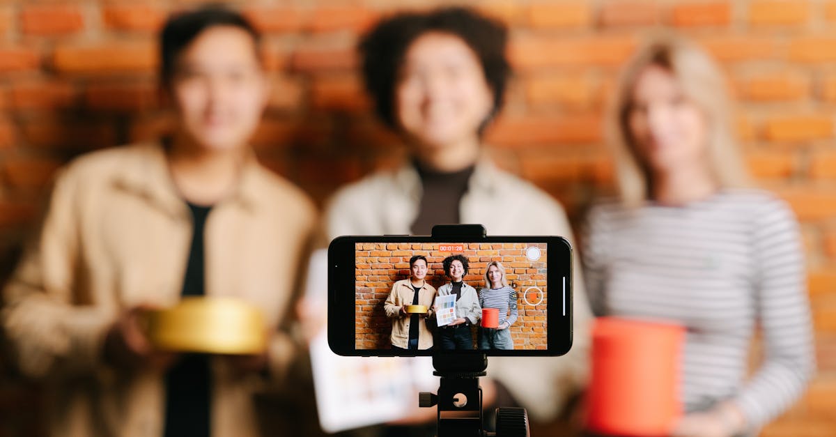 découvrez comment le marketing d'influence peut transformer votre stratégie de communication. profitez de l'expertise des influenceurs pour atteindre votre audience cible, renforcer votre marque et accroître votre engagement sur les réseaux sociaux.