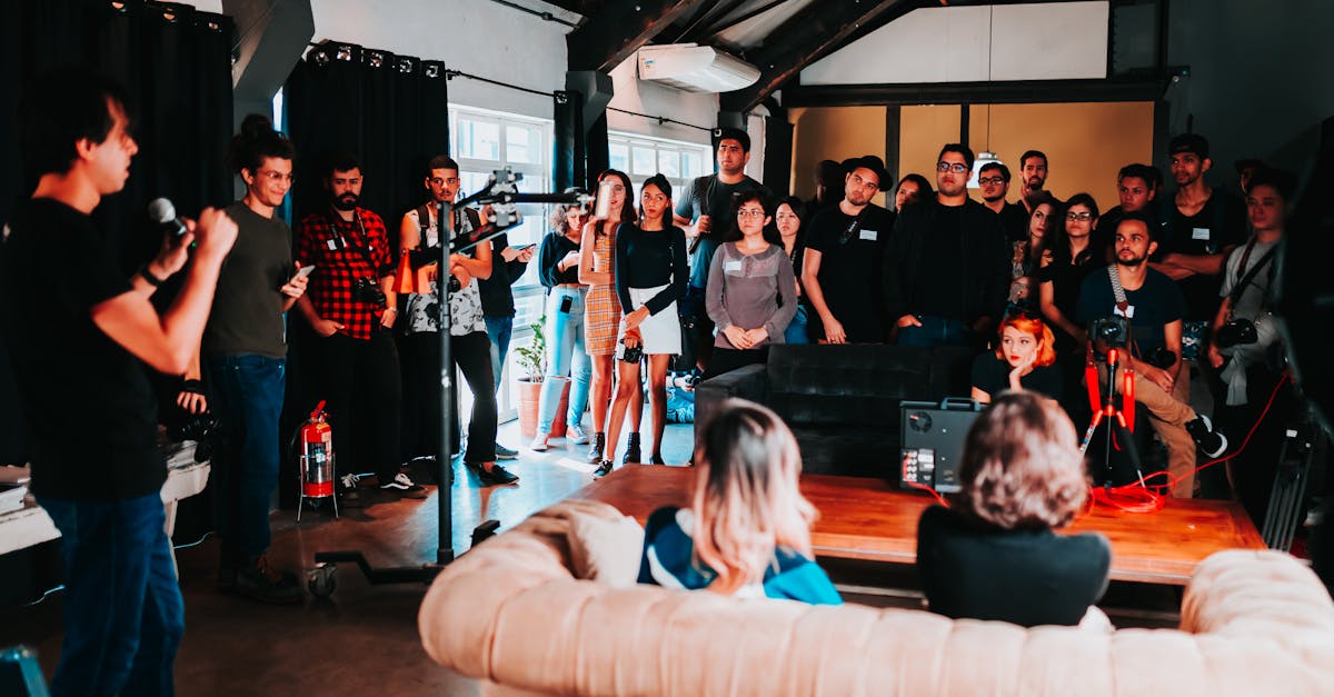découvrez l'art du networking : établissez des connexions professionnelles significatives, développez votre réseau et boostez votre carrière grâce à nos conseils et stratégies éprouvés.