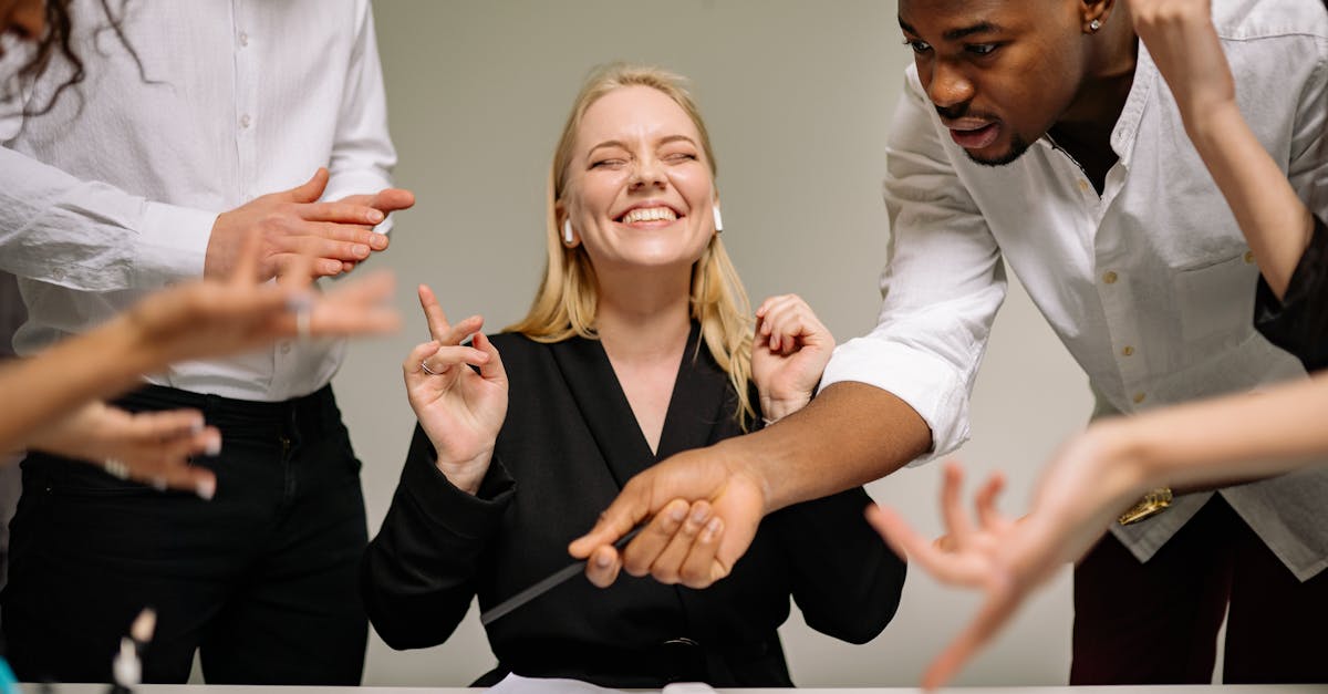 découvrez comment la synergie d'équipe favorise la collaboration, renforce les relations et booste la performance collective. apprenez des stratégies efficaces pour améliorer la cohésion au sein de votre équipe.