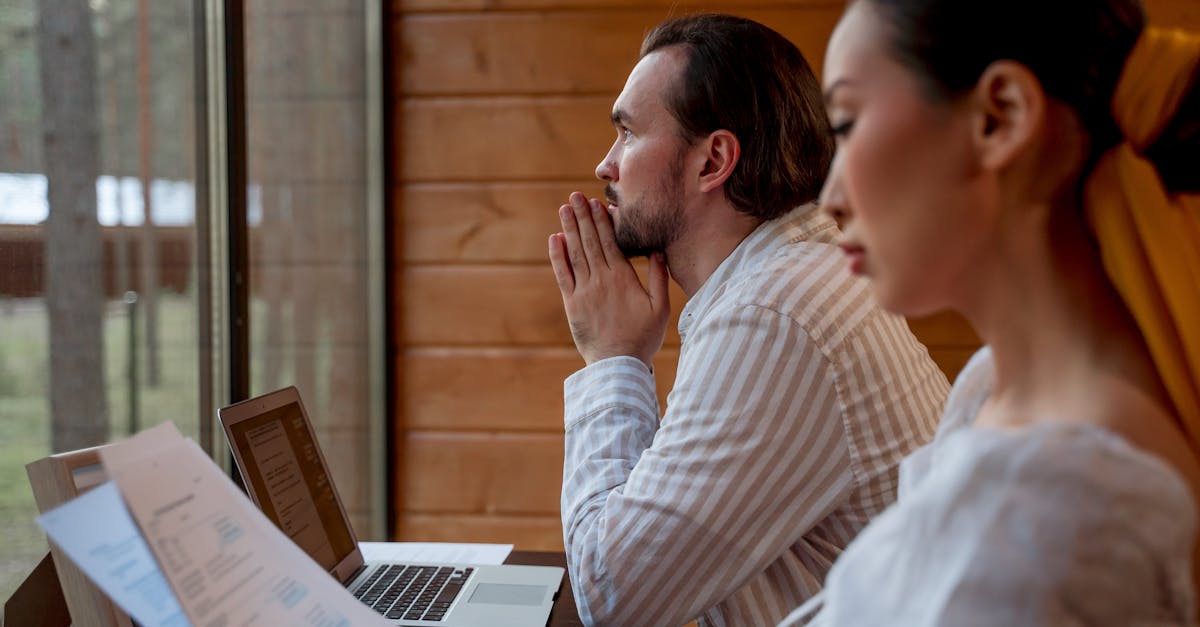 découvrez comment les partenaires stratégiques peuvent transformer votre entreprise en forgeant des alliances puissantes, en partageant des ressources et en optimisant vos efforts pour atteindre des objectifs communs.