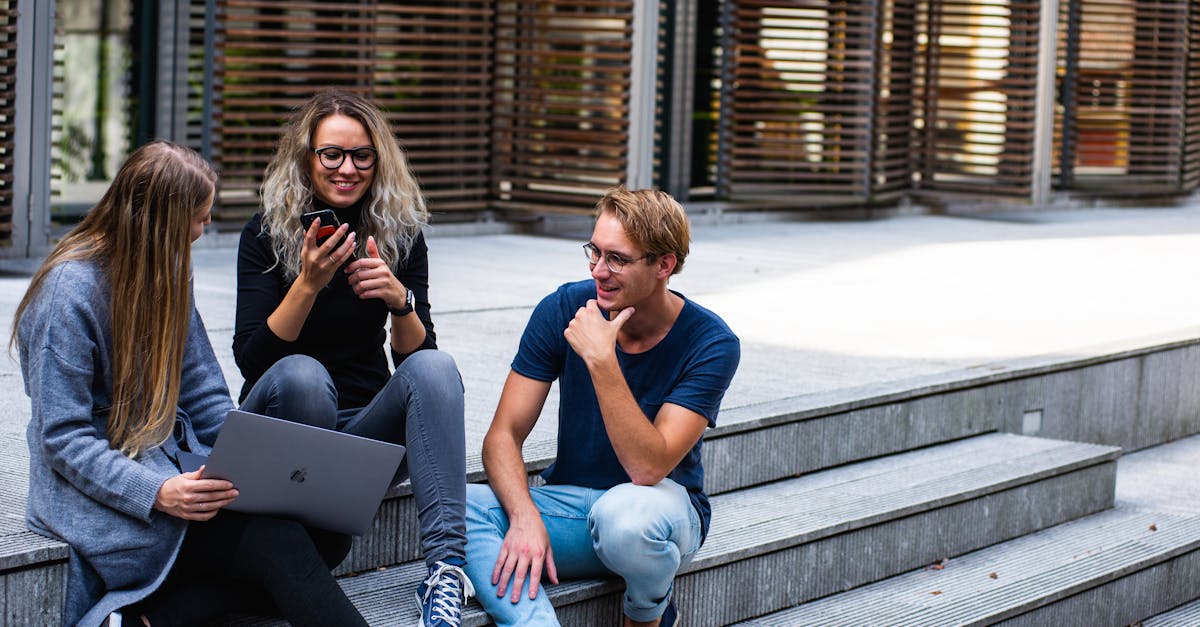 découvrez l'importance du travail d'équipe dans la réussite collective. apprenez comment la collaboration, la communication et l'esprit d'équipe peuvent booster la productivité et renforcer les liens entre les membres de votre groupe. transformez votre approche du travail avec des conseils pratiques et des stratégies efficaces.