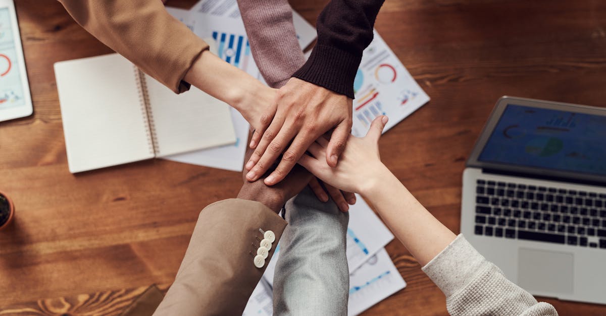 découvrez l'importance du travail d'équipe et comment il renforce la collaboration, stimule la créativité et améliore les performances. explorez des stratégies efficaces pour encourager un environnement de travail harmonieux.