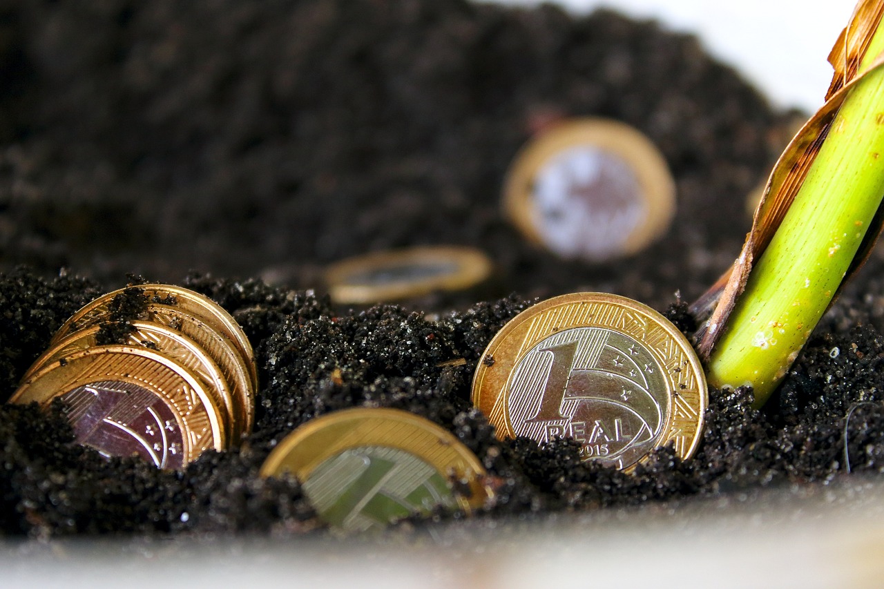 Éducation financière : lancement d’une tournée nationale pour sensibiliser les jeunes à l’épargne et à l’entrepreneuriat